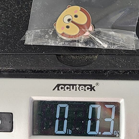 2015 Disney Pin Trading Chip And Dale Tsum Tsum Mystery Enamel Pin Authentic - Picture 5 of 5